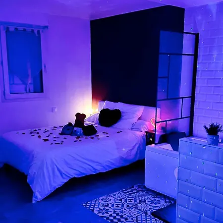 Apartmán Azur Pour 2 Avec Jacuzzi Et Terrasse A 2 Minutes De La Vallauris